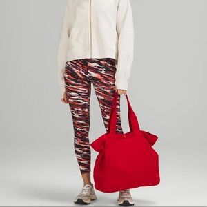 lululemon Side-Cinch Shopper Bag LUNAR NEW YEAR NWT